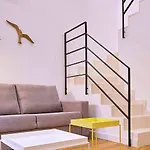 Precioso Duplex Con Patio Junto A La Catedral 카디스